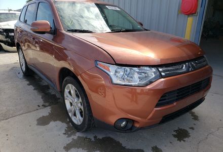 Продам Mitsubishi Outlander 2013 года в Киеве