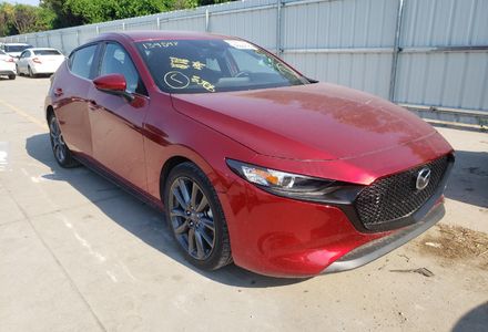 Продам Mazda 3 2019 года в Киеве