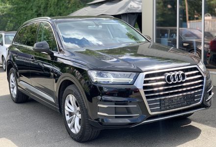 Продам Audi Q7 2016 года в Киеве