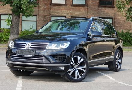 Продам Volkswagen Touareg Executive Edition 2017 года в Киеве