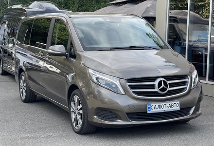 Продам Mercedes-Benz V-Class 250 2016 года в Киеве