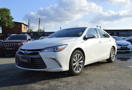 Продам Toyota Camry XLE Hybrid 2016 года в Одессе