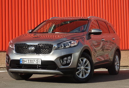 Продам Kia Sorento 2017 года в Одессе