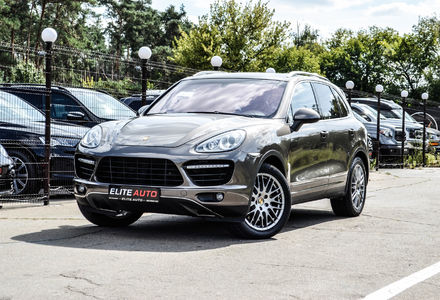 Продам Porsche Cayenne Turbo 2010 года в Киеве