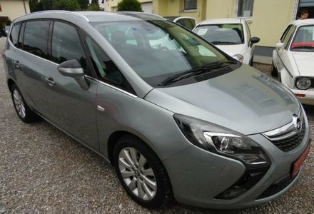 Продам Opel Zafira 2014 года в Киеве