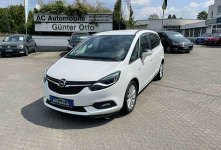 Продам Opel Zafira 2018 года в Киеве