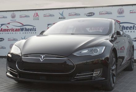 Продам Tesla Model S P85+ 2014 года в Черновцах