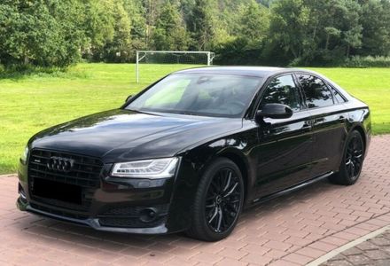 Продам Audi A8 2017 года в Киеве