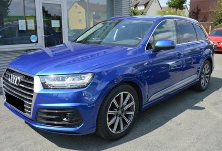 Продам Audi Q7 S-Line 2017 года в Киеве