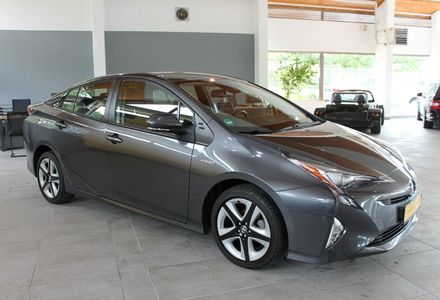 Продам Toyota Prius Comfort 2016 года в Киеве