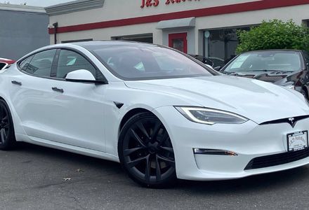 Продам Tesla Model S PLAID 2021 года в Киеве