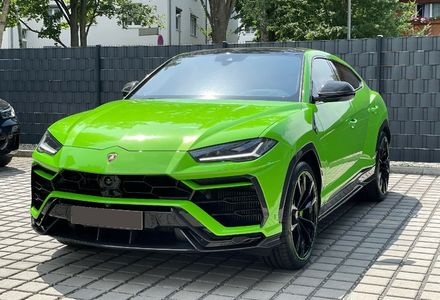 Продам Lamborghini Urus PEARL CAPSULE CARBON 2021 года в Киеве