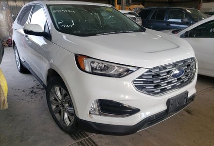 Продам Ford Edge Titanium 2021 года в Киеве