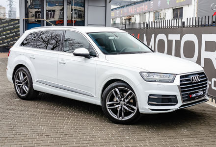 Продам Audi Q7 3.0TDI QUATTRO 2016 года в Киеве