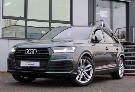 Продам Audi Q7 S-Line Quattro 2017 года в Киеве