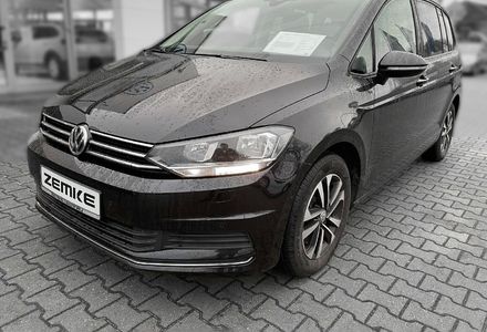 Продам Volkswagen Touran 2019 года в Киеве