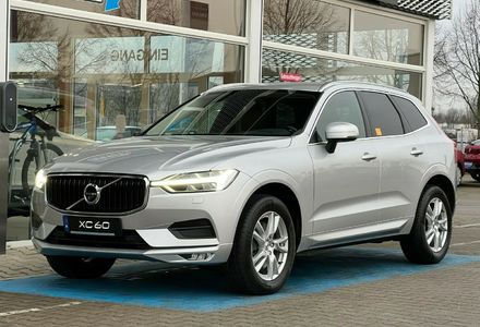 Продам Volvo XC60 D4 AWD 2018 года в Киеве