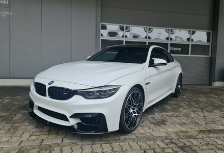 Продам BMW M4 Competition 2018 года в Киеве