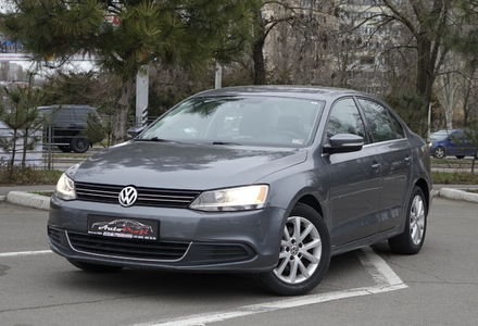 Продам Volkswagen Jetta 2015 года в Одессе