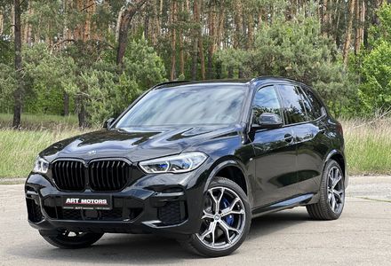 Продам BMW X5 M 50i 2022 года в Киеве