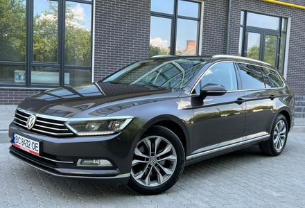 Продам Volkswagen Passat B8 АВТО В УКРАЇНІ НЕ МАЛЬОВАН 2016 года в Львове