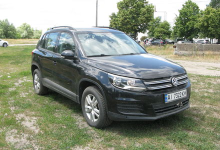 Продам Volkswagen Tiguan 2.0 TSI 2015 года в Киеве