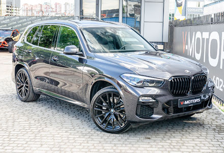 Продам BMW X5 40i XDrive 2020 года в Киеве