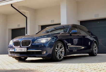 Продам BMW 740 Long 2011 года в Луцке