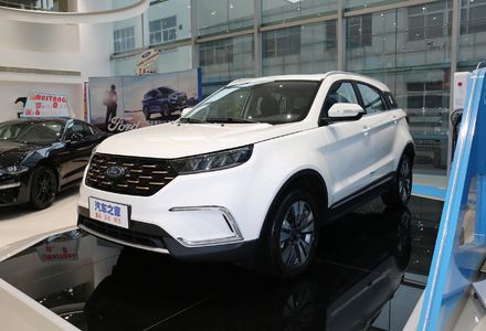 Продам Ford Т Territory EV BASE 2020 года в Черновцах