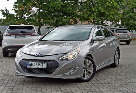 Продам Hyundai Sonata Limited 2013 года в Днепре