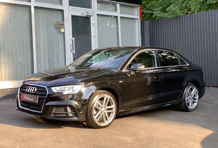 Продам Audi A3 S-Line 2017 года в Киеве