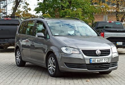 Продам Volkswagen Touran 2009 года в Днепре