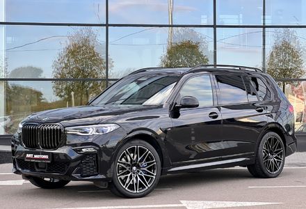 Продам BMW X7 M50I 2020 года в Киеве