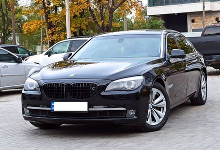 Продам BMW 740 Li Long 2009 года в Днепре