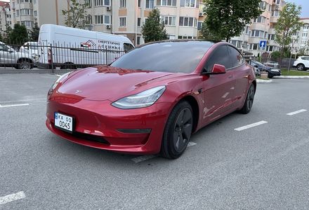 Продам Tesla Model 3 2020 года в Черновцах