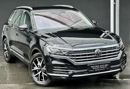 Продам Volkswagen Touareg NEW 2022 года в Киеве