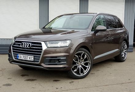 Продам Audi Q7 2016 года в Киеве