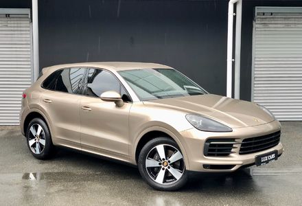 Продам Porsche Cayenne 2018 года в Киеве