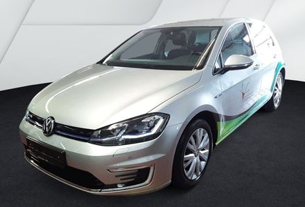 Продам Volkswagen e-Golf НЕ МАЛЬОВАН NAVI LKIMA LED  2018 года в Львове