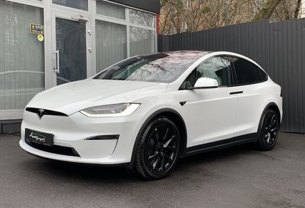 Продам Tesla Model X Dual Motor 2023 года в Киеве