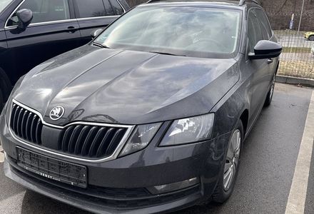 Продам Skoda Octavia A7 НЕ МАЛЬОВАНА АВТОМАТ 2.0 2019 года в Львове