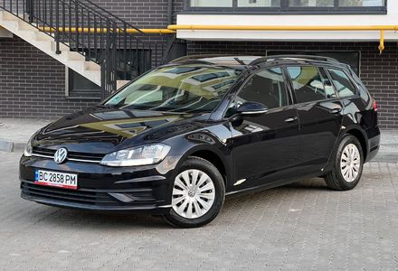 Продам Volkswagen Golf VII ЗАРЕЗЕРВОВАНО 2018 года в Львове