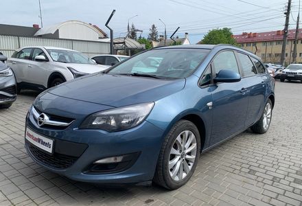 Продам Opel Astra J CDTI 2013 года в Черновцах