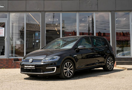 Продам Volkswagen e-Golf 36kWh 2018 года в Черновцах