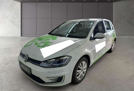 Продам Volkswagen e-Golf 36KW  2020 года в Львове