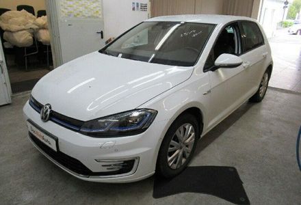 Продам Volkswagen e-Golf Highline 36KW 2020 года в Львове