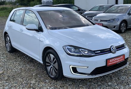 Продам Volkswagen e-Golf 35.8 kWh 100 кВт/136 к.с. 2018 года в Львове