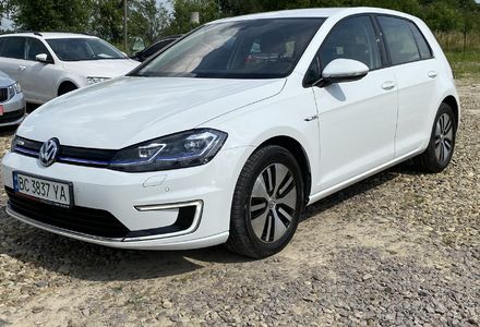 Продам Volkswagen e-Golf 35.8 kWh 100 кВт/136 к.с. 2017 года в Львове