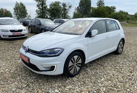 Продам Volkswagen e-Golf 35.8 kWh 100 кВт/136 к.с. 2019 года в Львове