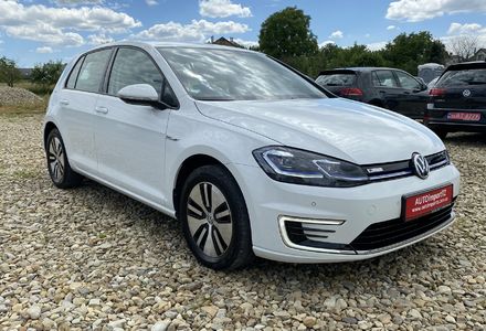 Продам Volkswagen e-Golf 35.8 kWh 100 кВт/136 к.с. 2020 года в Львове